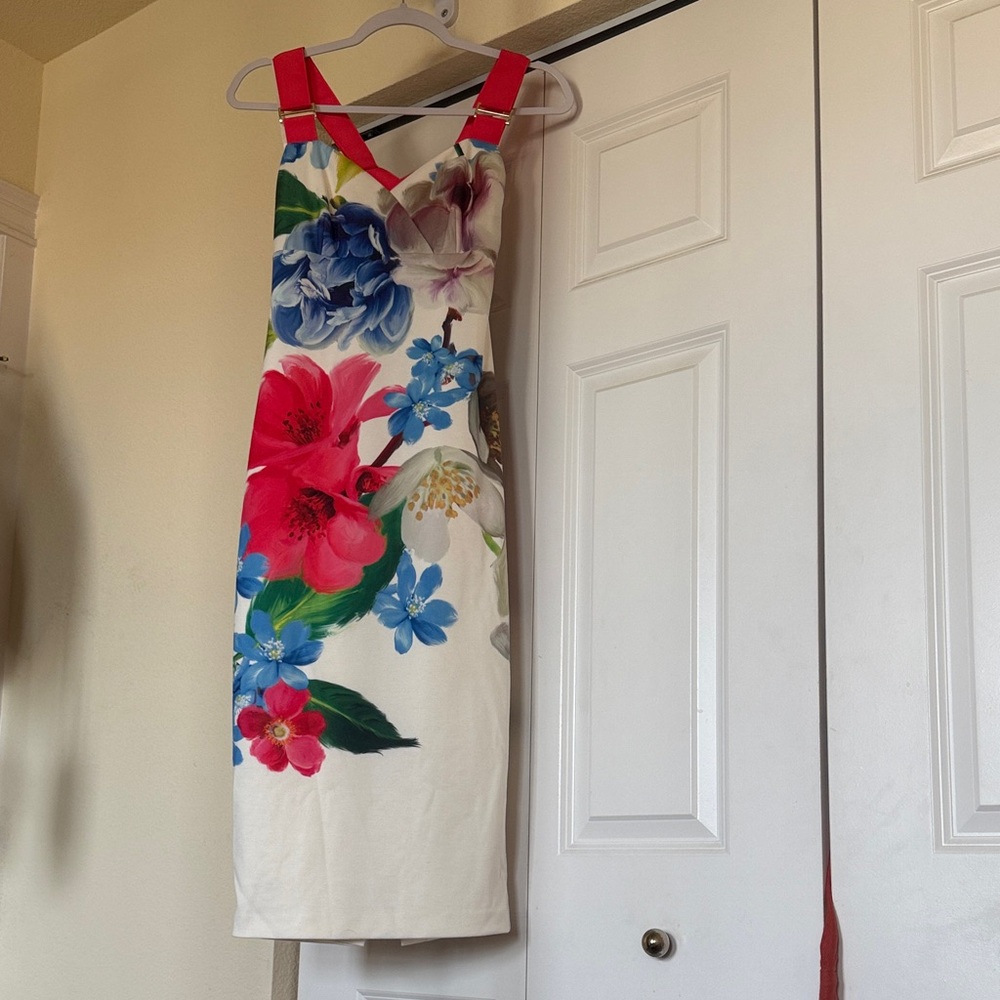 Ted Baker London 'Alexie' Floral Print Midi Dress.